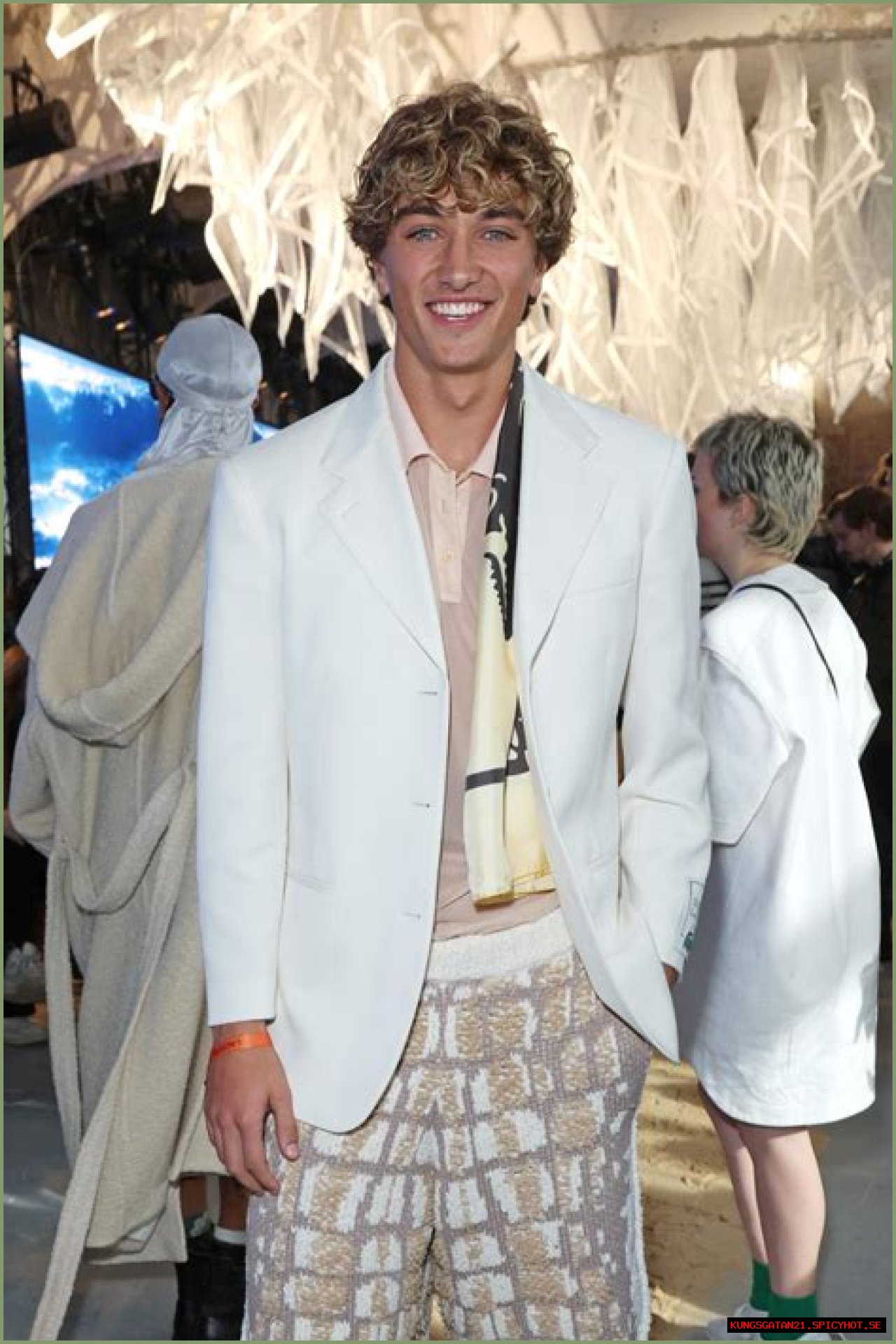 Enrique Depetal: The Rising Star In The Digital Realm